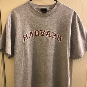 Men’s vintage Harvard Tshirt
